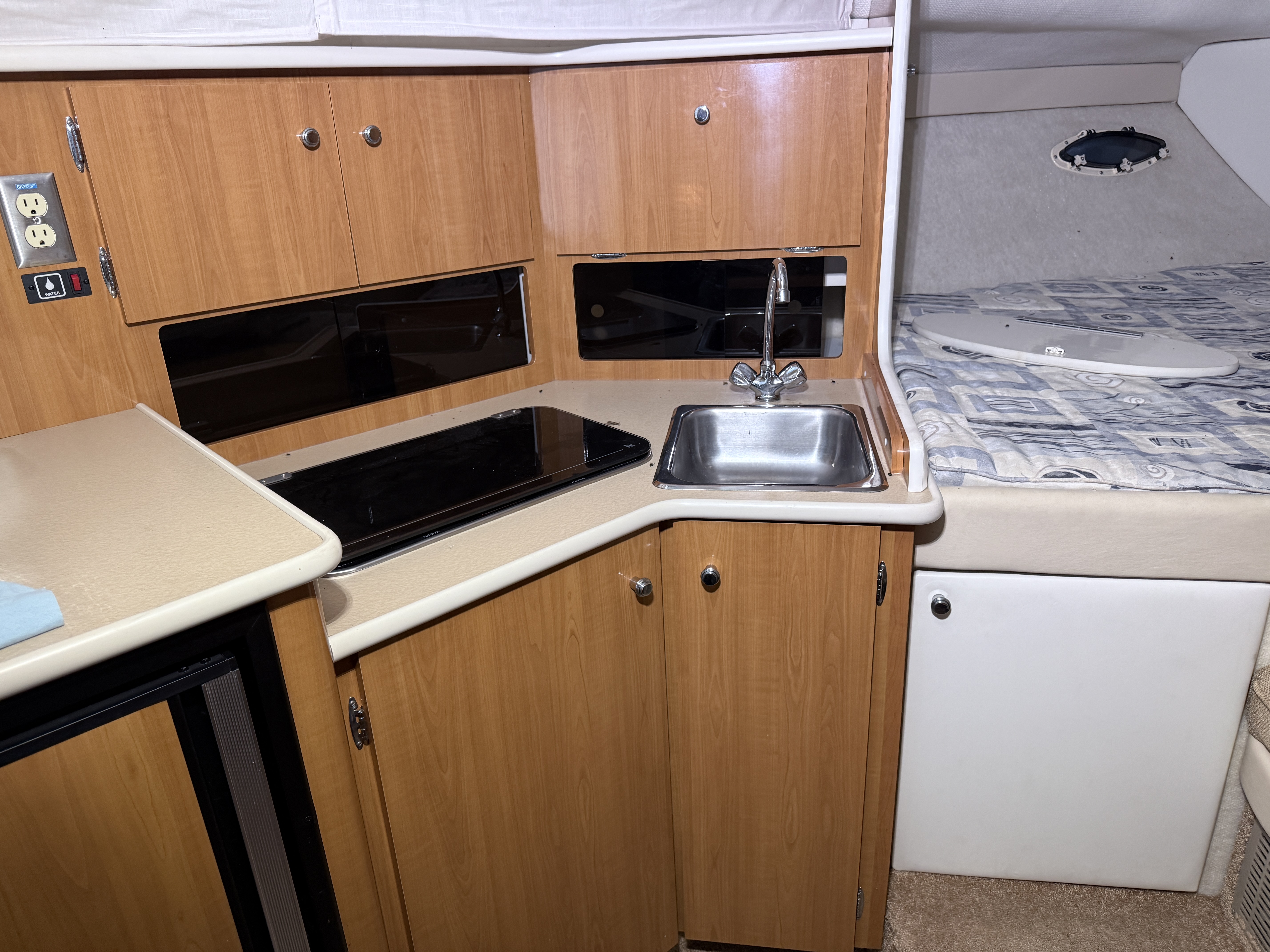 2002 Bayliner 3055 Ciera - Image 8