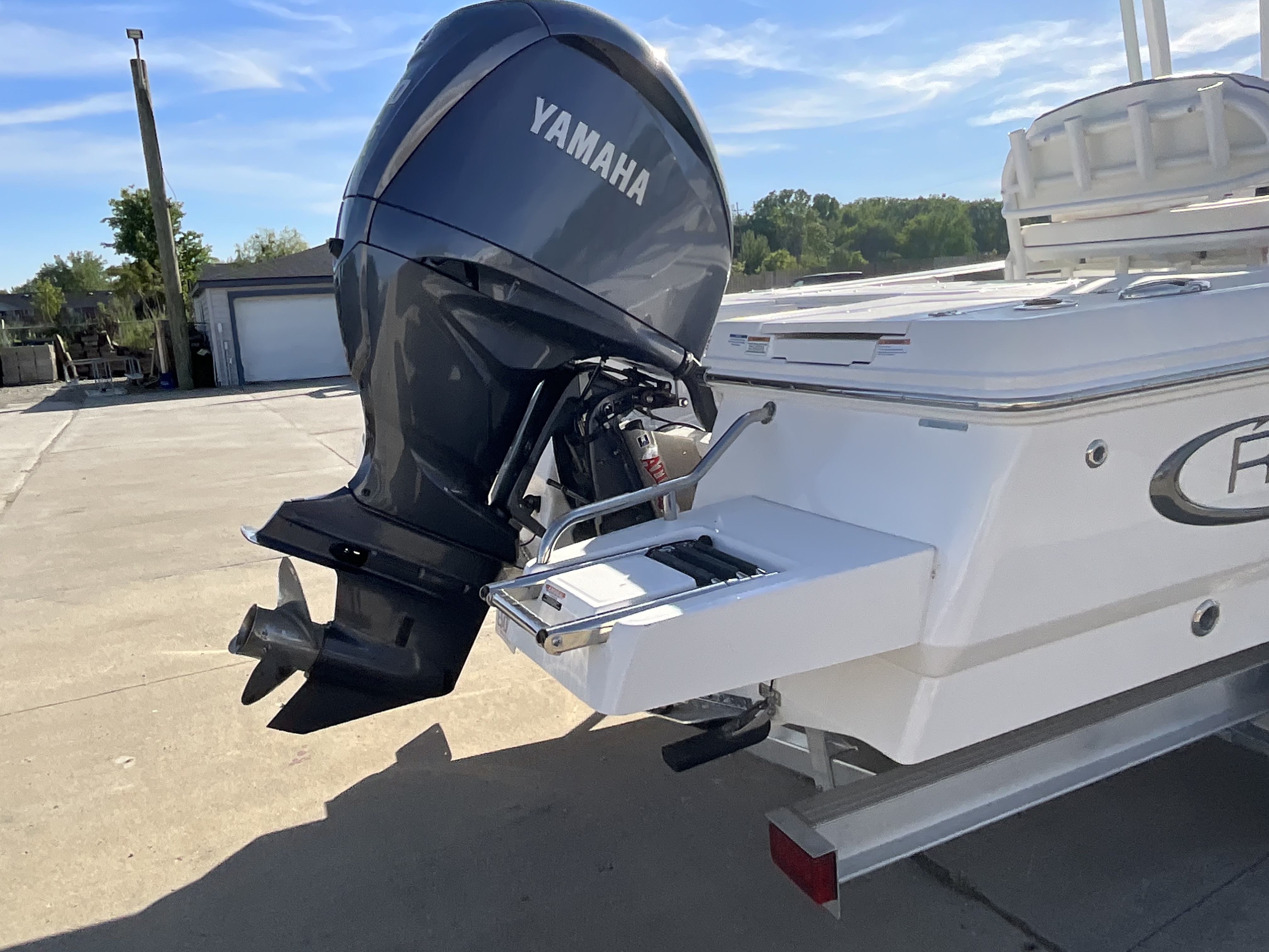 2023 Robalo 246 Cayman - Image 25