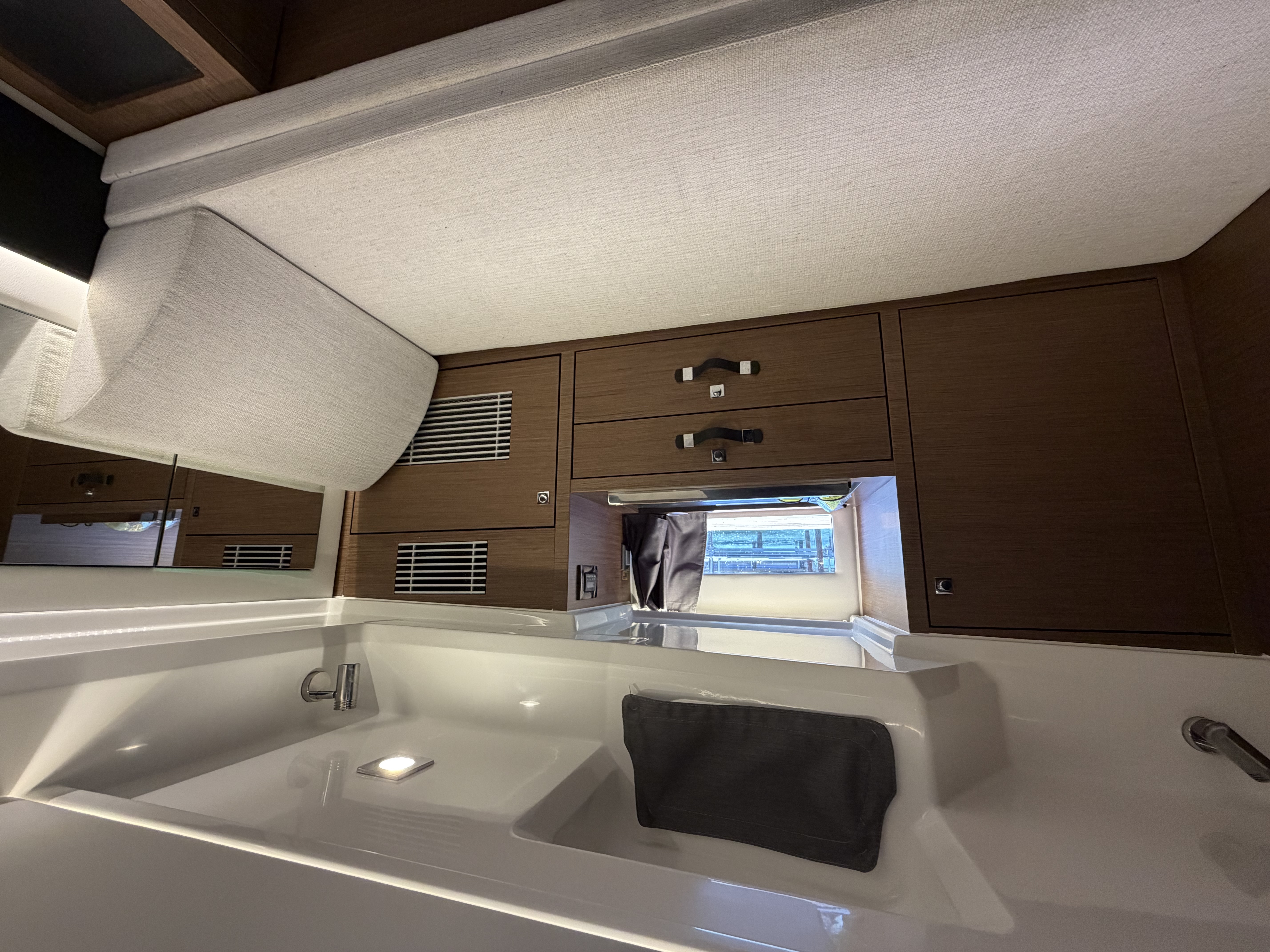 2023 Jeanneau Leader 12.5 WA - Image 25