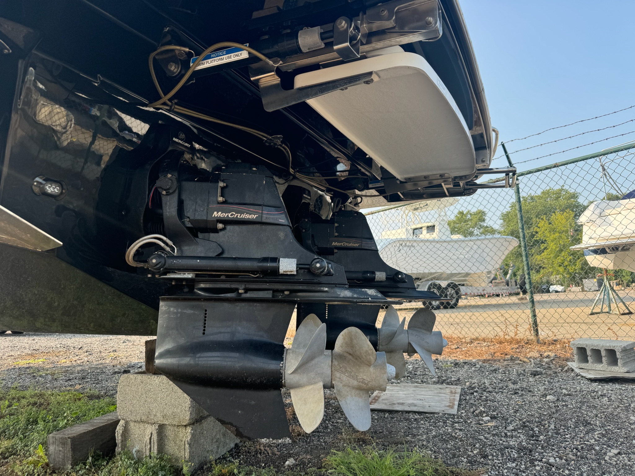 2018 Sea Ray 350slx - Image 25