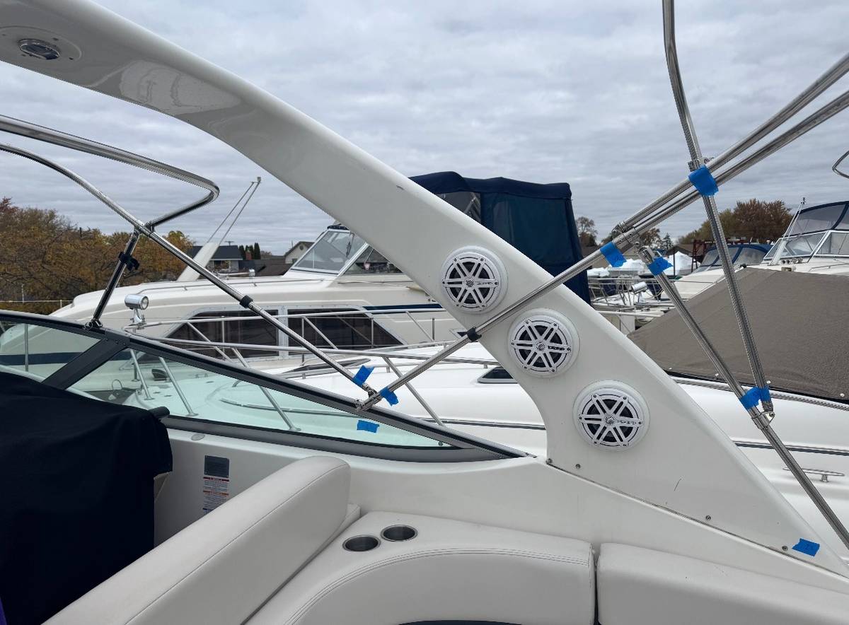 2003 Chaparral Signature 320 - Image 40