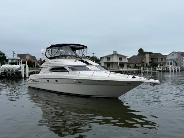 1999 Sea Ray 450 Express Bridge - Image 3