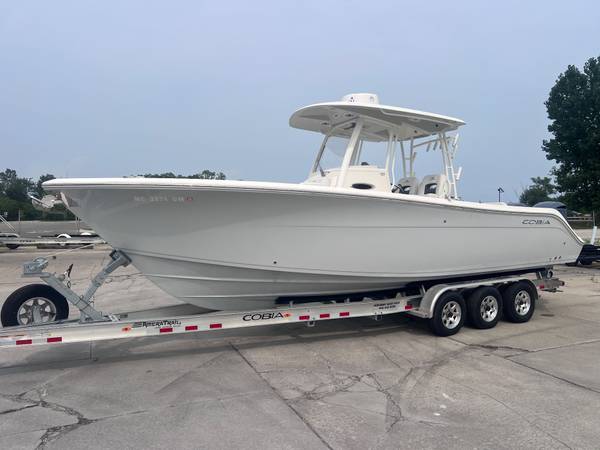 2020 Cobia 301 Center Console