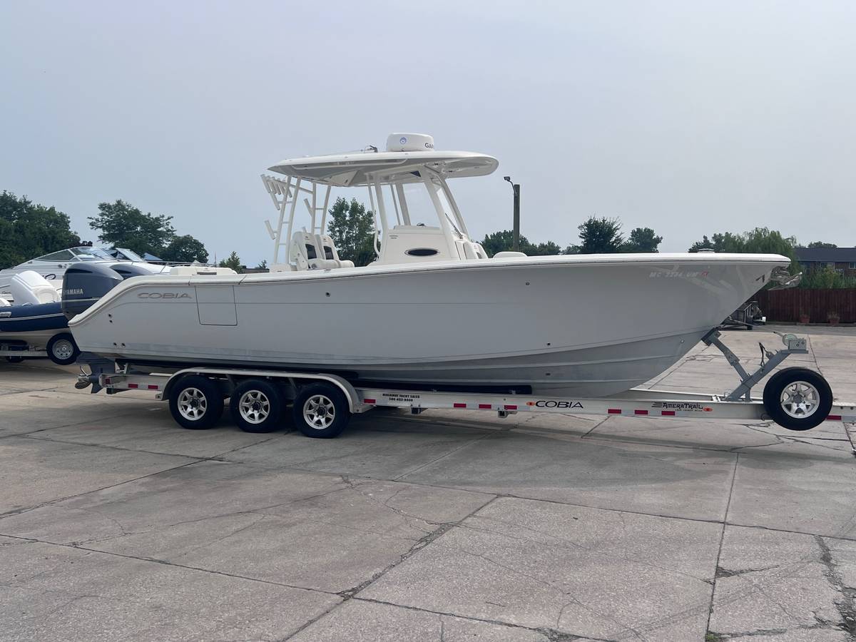 2020 Cobia 301 Center Console - Image 2
