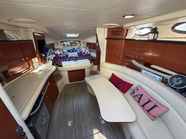 2003 Sea Ray 320 Sundancer - Image 3
