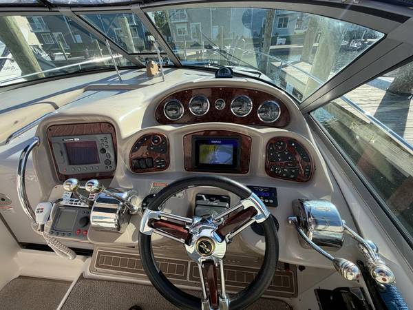 2003 Sea Ray 320 Sundancer - Image 5