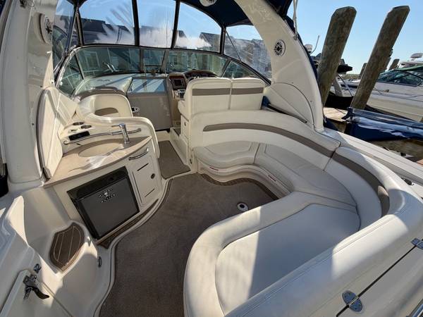 2003 Sea Ray 320 Sundancer - Image 4