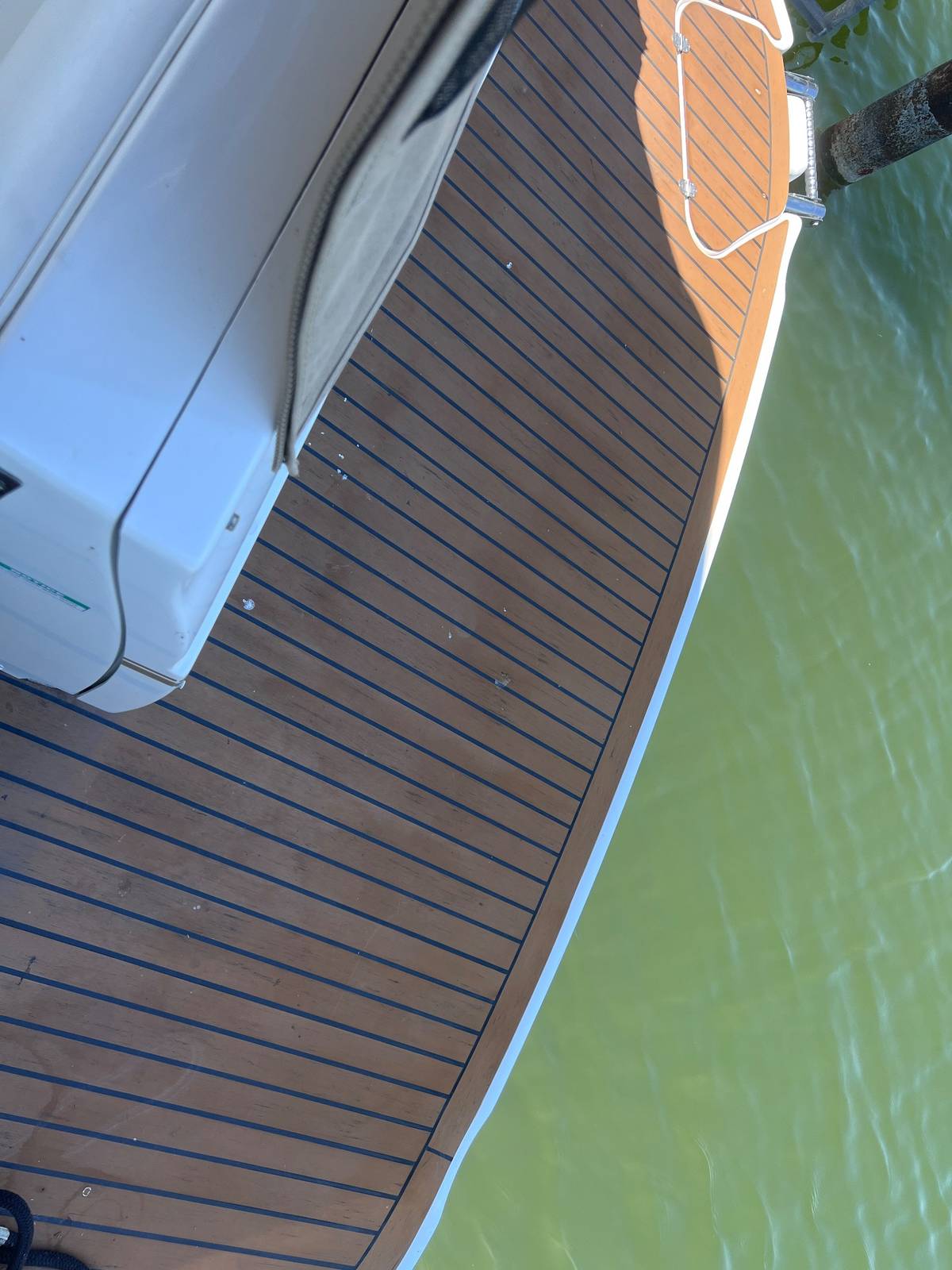 2002 Larson Cabriolet 310 - Image 22
