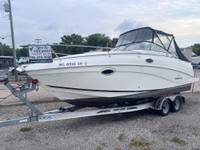 2006 Rinker 250 Fiesta Vee - Thumbnail 2