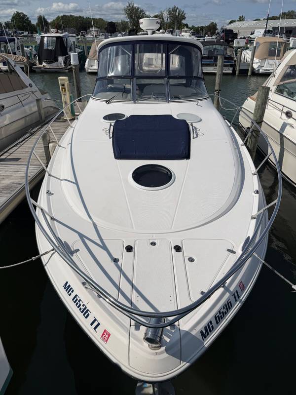 2007 Regal 3760 Commodore - Image 3