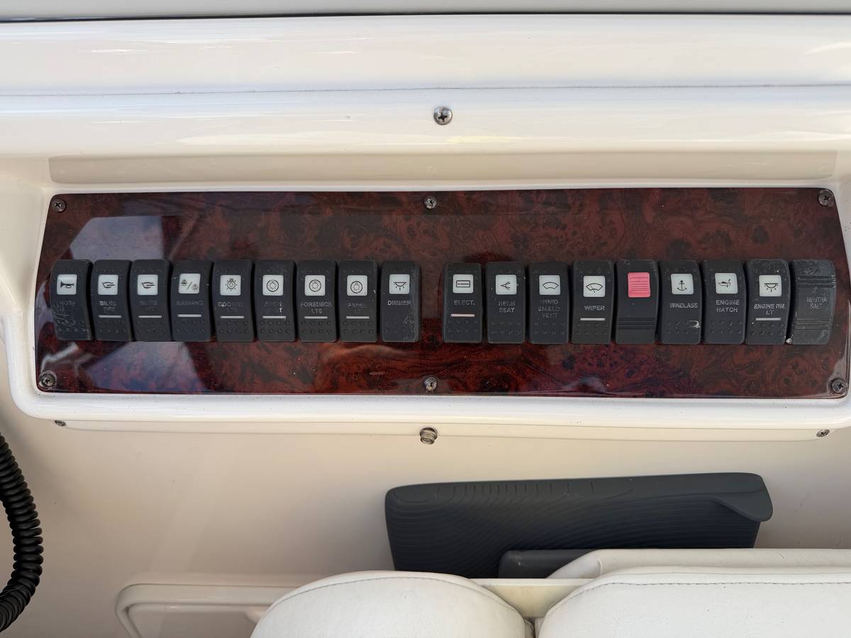 2007 Regal 3760 Commodore - Image 41