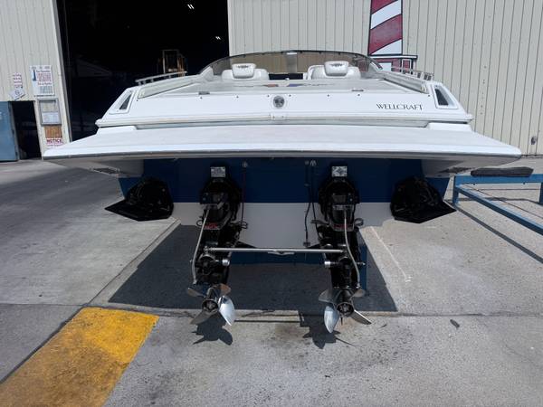 1989 Scarab 31 - Image 4