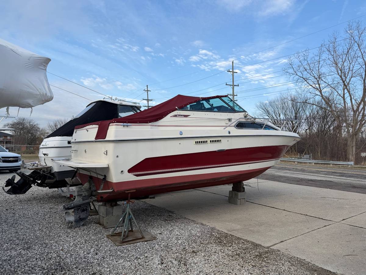 1987 Sea ray 268 weekender - Image 2