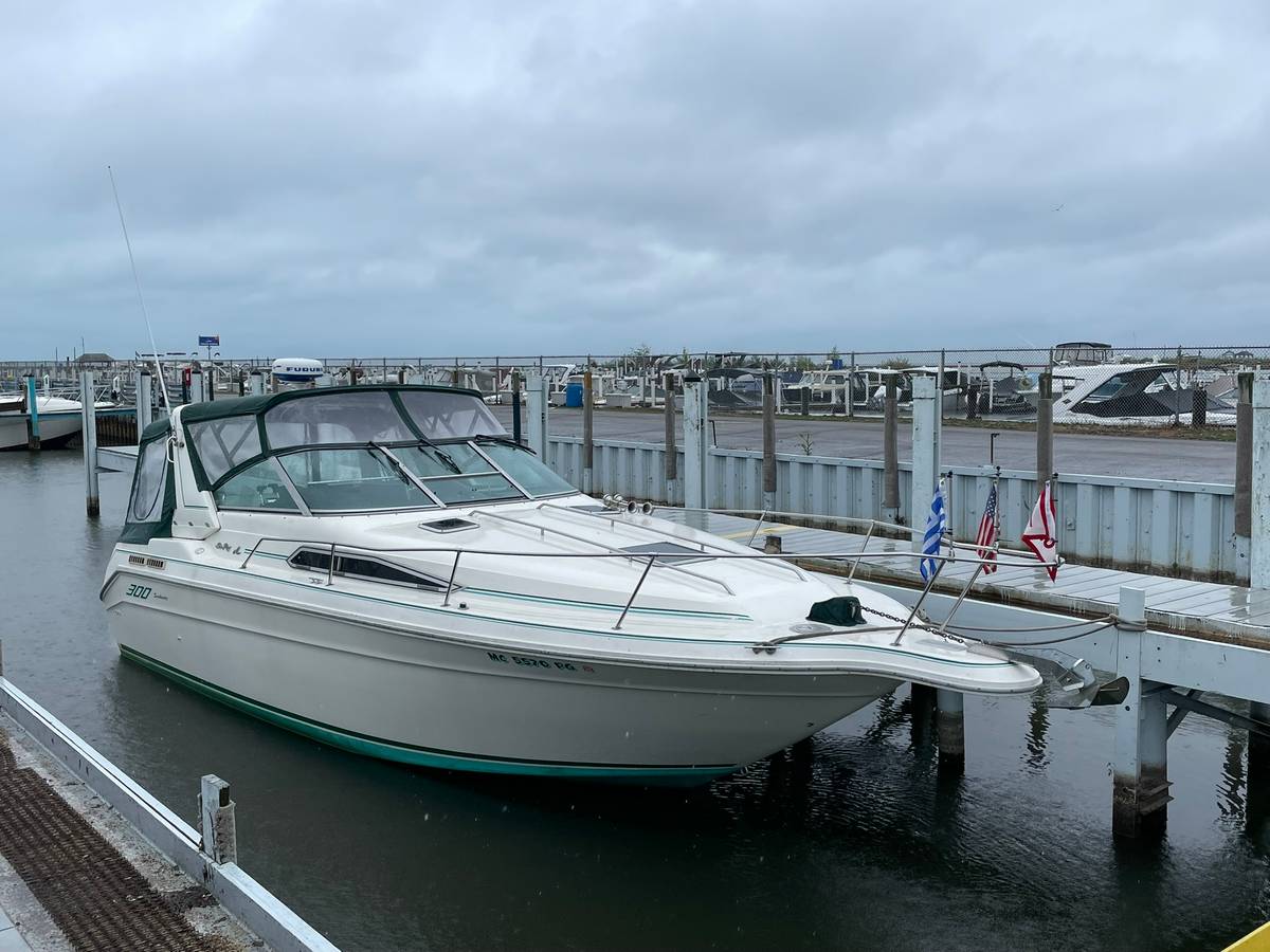 1992 Sea Ray 300 Sundancer - Image 1