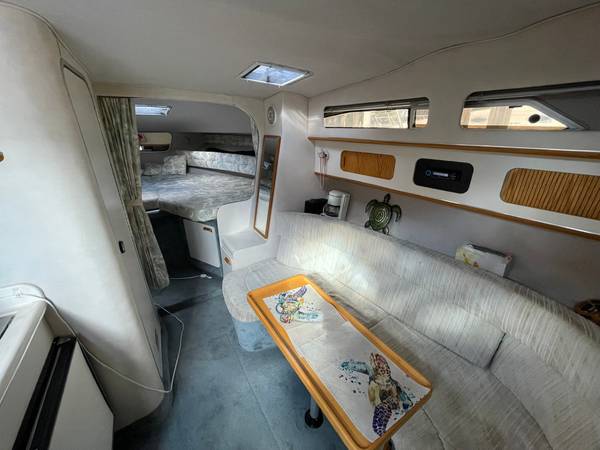1992 Sea Ray 300 Sundancer - Image 4